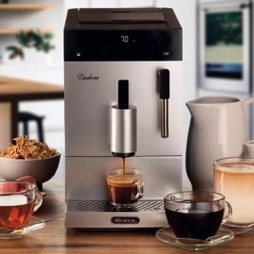 Espessor automat Ariete Diadema Automatica 1452/00, 1350W, 1,5 L, Rasnita incorporata, 19 bar, Afisaj tactil, Spumare lapte, Negru