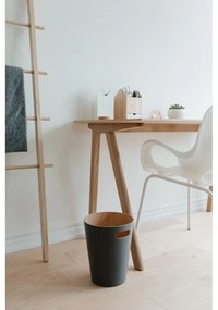 Coș de gunoi gri închis din lemn 7,5 l Woodrow – Umbra