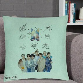 Perna Personalizata K-pop BTS Autografe Toti Membrii Fotografie, 40x40 cm, Verde Menta, Husa Detasabila, Perna Inclusa, BEKZ®