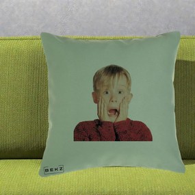 Perna Decorativa Kevin Singur Acasa, 40x40 cm, Verde, Husa Detasabila, Perna Inclusa, BEKZ®