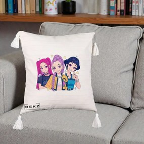 Perna Personalizata K-pop HUNTRX Trio Anime Stele, 40x40 cm, Bej cu Franjuri, Husa Detasabila, Perna Inclusa, BEKZ®