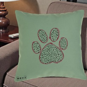 Perna Personalizata Labuta Dalmatian Roz Neon, 40x40 cm, Verde, Husa Detasabila, Perna Inclusa, BEKZ®