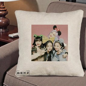 Perna Personalizata K-pop BLACKPINK Accesorii Haioase, 40x40 cm, Bej Canapea, Husa Detasabila, Perna Inclusa, BEKZ®