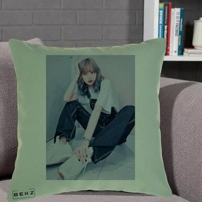 Perna Personalizata K-pop BLACKPINK Lisa, 40x40 cm, Verde, Husa Detasabila, Perna Inclusa, BEKZ®