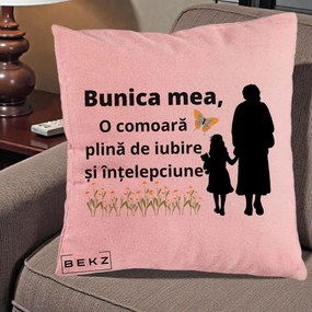 Cadou pentru Bunica - Perna Personalizata Bunica Mea Comoara Iubire Intelepciune Varianta Extinsa, 40x40 cm, Roz, Husa Detasabila, Perna Inclusa, BEKZ®