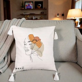 Perna Decorativa Portret Feminin Mac Mare Portocaliu, 40x40 cm, Bej cu Franjuri, Husa Detasabila, Perna Inclusa, BEKZ®