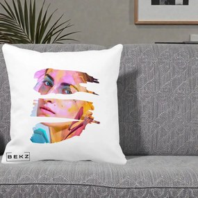 Perna Decorativa Portret Femeie Fragmentat Colorat, 40x40 cm, Alba Mata, Husa Detasabila, Perna Inclusa, BEKZ®