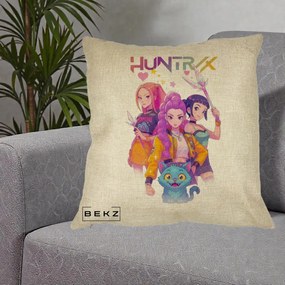 Perna Personalizata K-pop HUNTRX Trio Foto cu Pisica, 40x40 cm, Crem, Husa Detasabila, Perna Inclusa, BEKZ®
