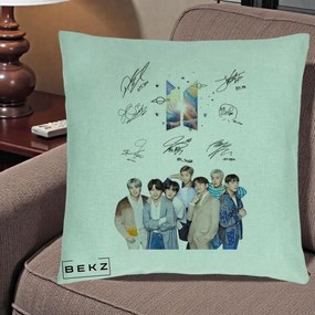 Perna Personalizata K-pop BTS Autografe Toti Membrii Fotografie, 40x40 cm, Verde Menta, Husa Detasabila, Perna Inclusa, BEKZ®