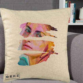 Perna Decorativa Portret Femeie Fragmentat Colorat, 40x40 cm, Bej, Husa Detasabila, Perna Inclusa, BEKZ®