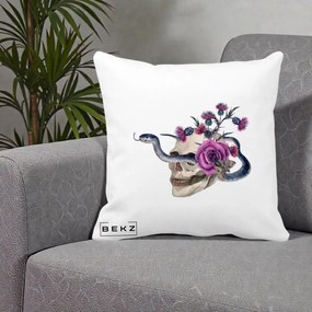 Perna Decorativa Craniu cu Sarpe si Trandafiri Gothic, 40x40 cm, Alba Mata, Husa Detasabila, Perna Inclusa, BEKZ®