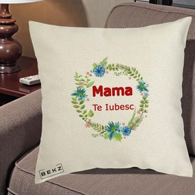 Cadou pentru Mama - Perna Personalizata Mama Te Iubesc Flori Albastre, 40x40 cm, Ecru, Husa Detasabila, Perna Inclusa, BEKZ®