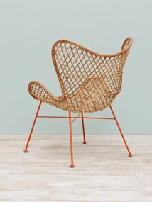 Scaun dining tip fotoliu împletit din ratan, bej, cu spătar în formă de fluture și picioare portocalii din metal, 89,5 x 67,5 x 66 cm, „Tangerine”