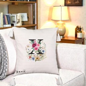 Cadou Personalizat - Perna Personalizata Monograma Florala Litera X cu Coroana, 40x40 cm, Bej cu Franjuri, Husa Detasabila, Perna Inclusa, BEKZ®