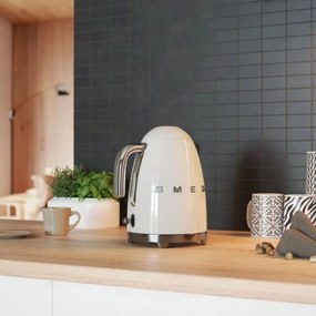 Fierbator electric SMEG KLF03WHEU, 2400W, 1.7 l, Oțel inoxidabil, Filtru lavabil, Auto. off, Alb
