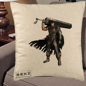 Perna Personalizata Berserk Guts Luptatorul Negru, 40x40 cm, Bej, Husa Detasabila, Perna Inclusa, BEKZ®