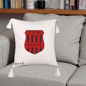Perna Personalizata CSM Resita Fotbal, 40x40 cm, Bej cu Franjuri, Husa Detasabila, Perna Inclusa, BEKZ®