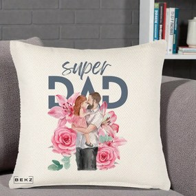 Cadou pentru Tata - Perna Personalizata Super Dad Tata cu Fetita si Flori, 40x40 cm, Crem Reliefat, Husa Detasabila, Perna Inclusa, BEKZ®