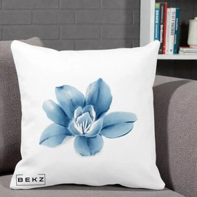 Perna Decorativa Magnolie Albastra Acuarela, 40x40 cm, Alba Mata, Husa Detasabila, Perna Inclusa, BEKZ®