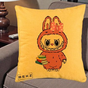Perna Personalizata Labubu Roz cu Funda si Carti, 40x40 cm, Galben, Husa Detasabila, Perna Inclusa, BEKZ®