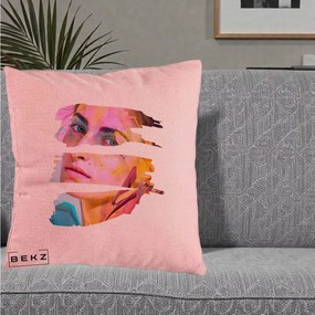 Perna Decorativa Portret Femeie Fragmentat Colorat, 40x40 cm, Roz, Husa Detasabila, Perna Inclusa, BEKZ®