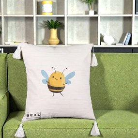 Perna Decorativa Buburuza pe Trifoi cu Patru Foi, 40x40 cm, Bej cu Franjuri, Husa Detasabila, Perna Inclusa, BEKZ®