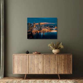 Tablou pe sticlă cu orașul nocturn (70x50 cm)