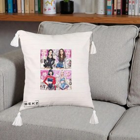 Perna Personalizata K-pop BLACKPINK Fanart Manga Benzi Desenate 4 Membre, 40x40 cm, Bej cu Franjuri, Husa Detasabila, Perna Inclusa, BEKZ®