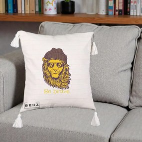 Perna Decorativa Leu Hipster Be Brave, 40x40 cm, Bej cu Franjuri, Husa Detasabila, Perna Inclusa, BEKZ®
