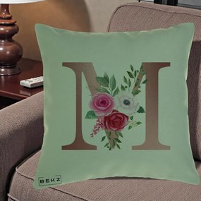 Cadou Personalizat - Perna Personalizata Monograma Rose Gold Litera M cu Trandafiri, 40x40 cm, Verde, Husa Detasabila, Perna Inclusa, BEKZ®