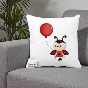 Perna Decorativa Buburuza cu Balon Rosu, 40x40 cm, Alba Mata, Husa Detasabila, Perna Inclusa, BEKZ®