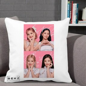 Perna Personalizata K-pop BLACKPINK Colaj Roz, 40x40 cm, Alba Mata, Husa Detasabila, Perna Inclusa, BEKZ®