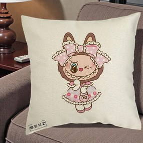 Perna Personalizata Labubu Lolita Roz cu Dantela, 40x40 cm, Ecru, Husa Detasabila, Perna Inclusa, BEKZ®