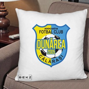 Perna Personalizata AFC Dunarea Calarasi 2005 Fotbal, 40x40 cm, Alb Pufos, Husa Detasabila, Perna Inclusa, BEKZ®