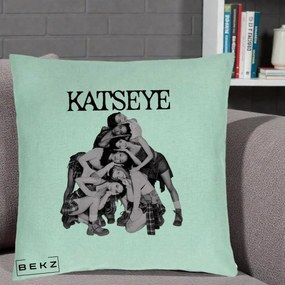 Perna Personalizata K-pop KATSEYE Foto Roz Vintage, 40x40 cm, Verde Menta, Husa Detasabila, Perna Inclusa, BEKZ®