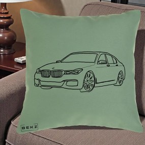 Perna Personalizata BMW Seria 7 Linie Minimalista, 40x40 cm, Verde, Husa Detasabila, Perna Inclusa, BEKZ®