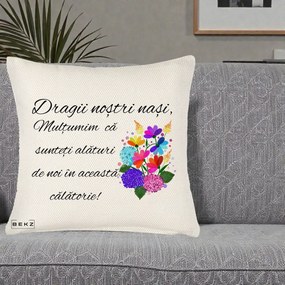 Cadou pentru Nasi - Perna Personalizata Dragii Nostri Nasi Multumim cu Flori Multicolore, 40x40 cm, Crem Reliefat, Husa Detasabila, Perna Inclusa, BEKZ®