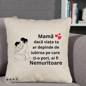 Cadou pentru Mama - Perna Personalizata Mama Nemuritoare Kawaii, 40x40 cm, Bej Canapea, Husa Detasabila, Perna Inclusa, BEKZ®