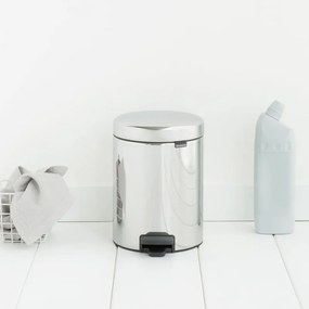Resigilat: Cos de gunoi cu pedala Brabantia NewIcon 649010, 5 L, Inchidere lina, Baza anti-derapanta, Inox