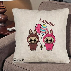 Perna Personalizata Labubu Cuplu cu Baloane, 40x40 cm, Bej Canapea, Husa Detasabila, Perna Inclusa, BEKZ®