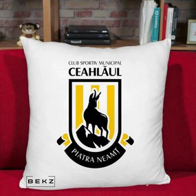 Perna Personalizata CSM Ceahlaul Piatra Neamt Fotbal, 40x40 cm, Alb Pufos, Husa Detasabila, Perna Inclusa, BEKZ®