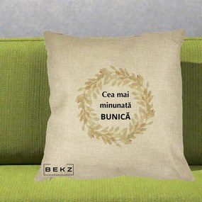 Cadou pentru Bunica - Perna Personalizata Cea Mai Minunata Bunica Coronita Frunze Acuarela, 40x40 cm, Crem, Husa Detasabila, Perna Inclusa, BEKZ®