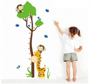PIPPER | Autocolant de perete "Metru pentru copii - Girafa cu copac" 75x150 cm