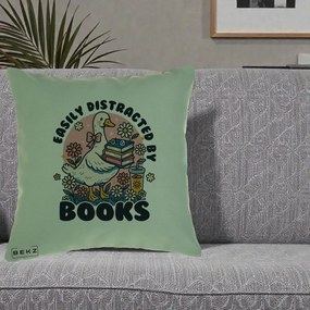 Perna Personalizata Easily Distracted by Books, 40x40 cm, Verde, Husa Detasabila, Perna Inclusa, BEKZ®