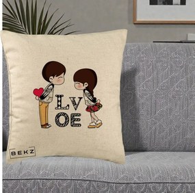 Cadou Romantic - Perna Personalizata Cuplu Kawaii LOVE, 40x40 cm, Bej, Husa Detasabila, Perna Inclusa, BEKZ®