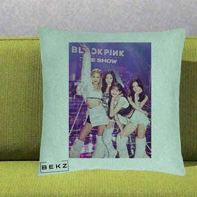 Perna Personalizata K-pop BLACKPINK The Show Concert cu 4 Membre pe Scena, 40x40 cm, Verde Menta, Husa Detasabila, Perna Inclusa, BEKZ®