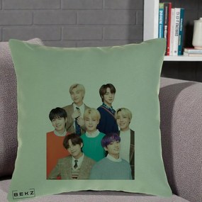 Perna Personalizata K-pop BTS Fotografie Grup Tinute Elegante, 40x40 cm, Verde, Husa Detasabila, Perna Inclusa, BEKZ®