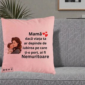 Cadou pentru Mama - Perna Personalizata Mama Nemuritoare cu Bebelus Lineart, 40x40 cm, Roz, Husa Detasabila, Perna Inclusa, BEKZ®