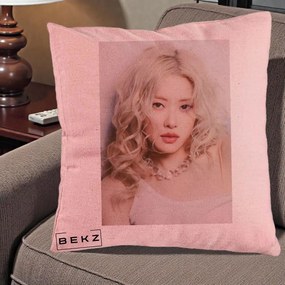 Perna Personalizata K-pop BLACKPINK Rose, 40x40 cm, Roz, Husa Detasabila, Perna Inclusa, BEKZ®