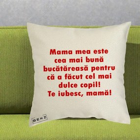 Cadou pentru Mama - Perna Personalizata Mama cea Mai Buna Bucatareasa, 40x40 cm, Ecru, Husa Detasabila, Perna Inclusa, BEKZ®